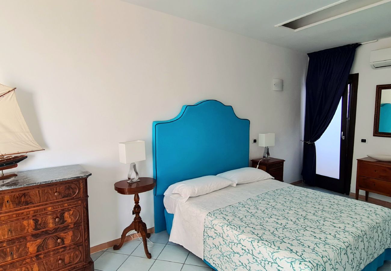 Rent by room in Ponza - B&B Il  Gabbiano Junior Suite
