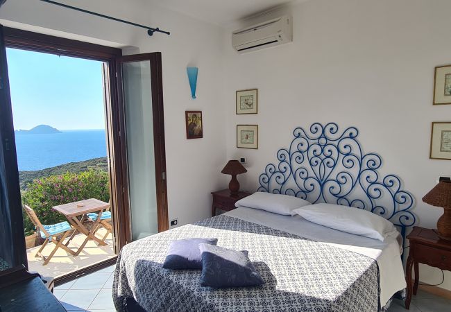 Rent by room in Ponza - B&B Il Gabbiano camera matrimoniale 02