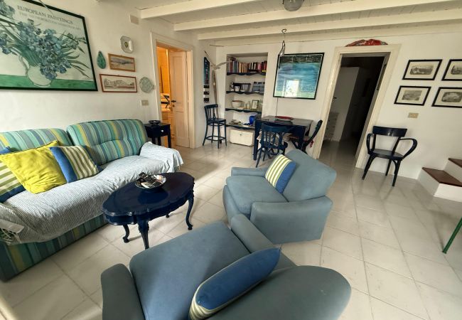 Apartment in Ponza - Turistcasa - La casa di Anna -